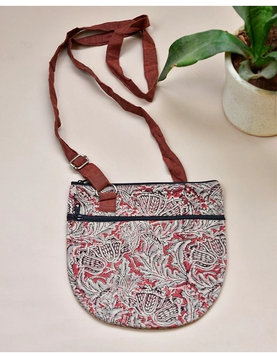 Beige Sling bag : CPC01-CPC01