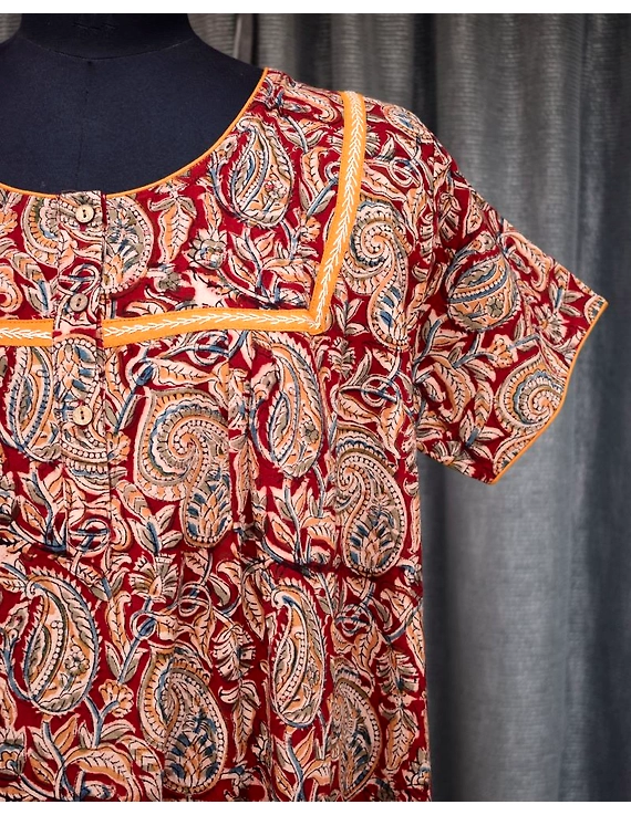 Red Handcrafted Nighties In Soft Kalamkari Cotton : NW110A-S/M-2
