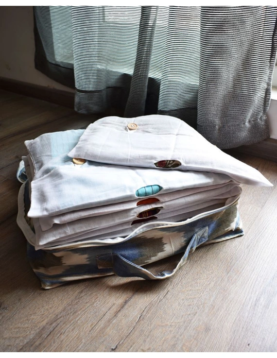 Saree storage bag in ikat cotton with set of ten saree sleeves : MSK01E-2
