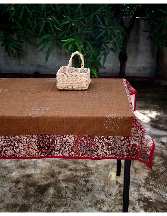 Square reversible patchwork table cloth in ochre and white: TBCS01D-1
