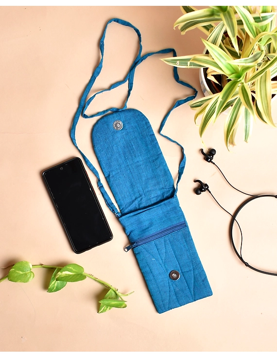 Cell phone pouch - blue  : CPK03-2