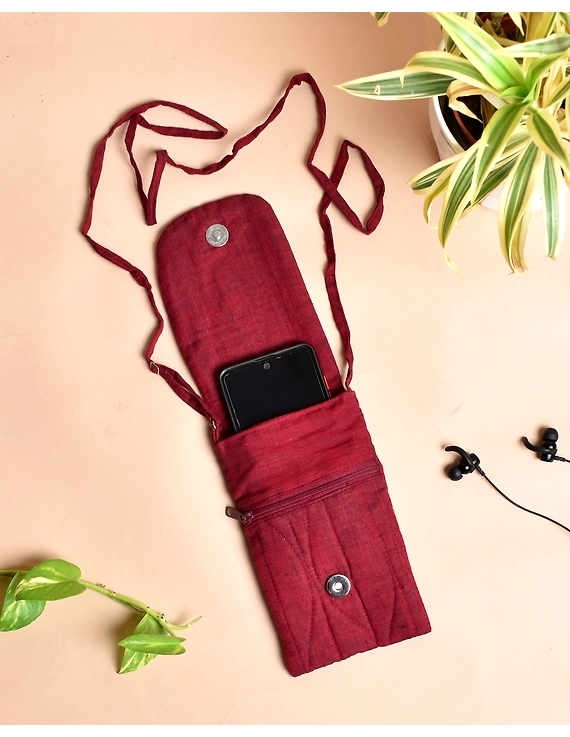 Cell phone pouch - maroon : CPK05-3