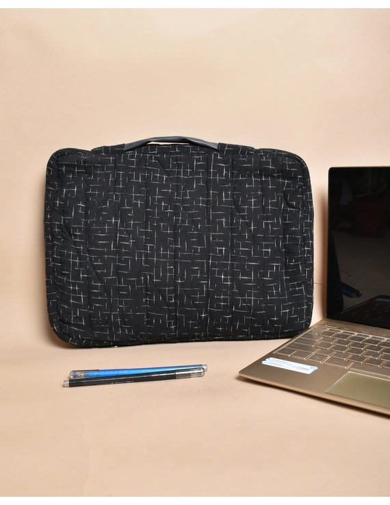 &quot;Samarth&quot; laptop Sleeves In Black Ikat Cotton : LBS04-2