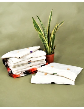 Saree storage bag in ikat cotton with set of ten saree sleeves : MSK01G-1-sm