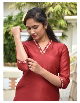 Red chanderi silk kurta with hand embroidery : LK470A-M-3-sm