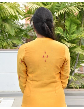 Yellow chanderi silk kurta with hand embroidery : LK480A-M-4-sm