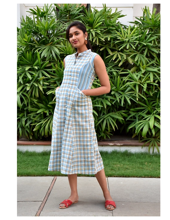Blue checks and stripes sleeveless dress: LD730B-L-2