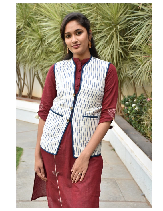 Reversible sleeveless quilted jacket in blue and white ikat : LB170-LB170-L