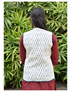 Reversible sleeveless quilted jacket in blue and white ikat : LB170-L-3-sm