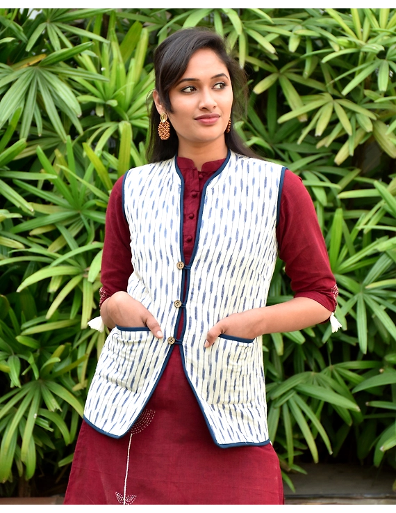 Reversible sleeveless quilted jacket in blue and white ikat : LB170-M-2