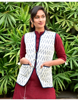 Reversible sleeveless quilted jacket in blue and white ikat : LB170-XL-2-sm