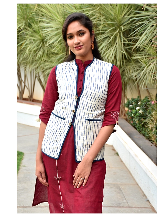 Reversible sleeveless quilted jacket in blue and white ikat : LB170-LB170-XXL