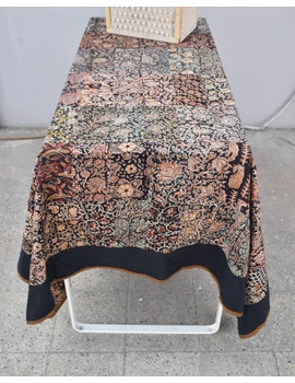 Six - eight seater patchwork table cloth with Black and rust border: TBCR01G-4-sm