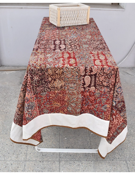 Six - eight seater patchwork table cloth with white and brown border: TBCR01H-TBCR01H