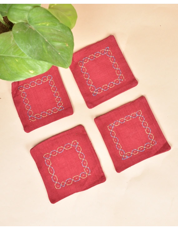 Maroon cotton embroidered table coasters : HTC07C-Four-2