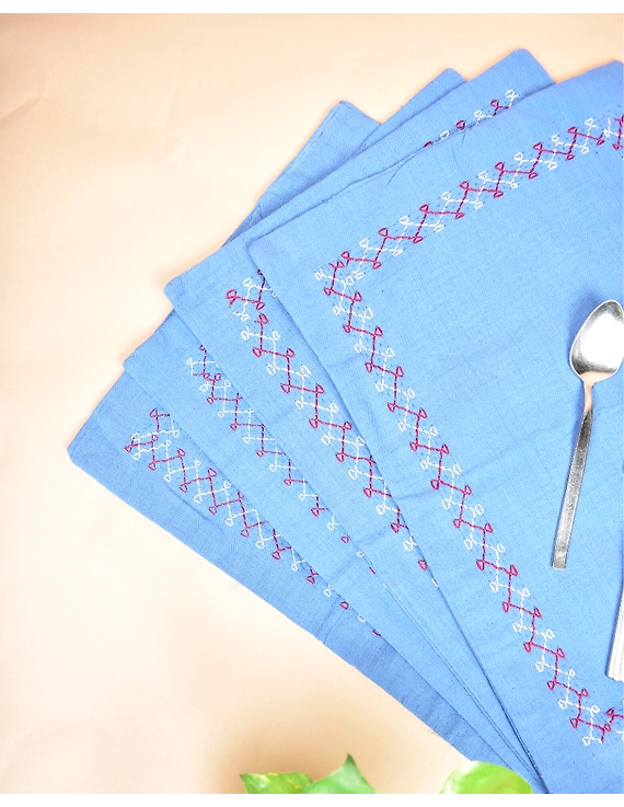 Blue cotton embroidered table Mats : HTM07B-Four-1