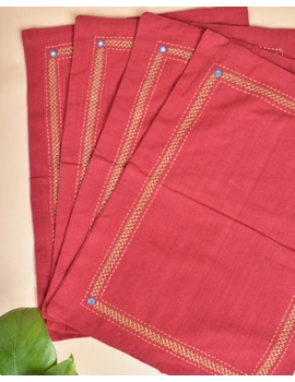Maroon cotton embroidered table Mats : HTM07D-HTM07D04-sm