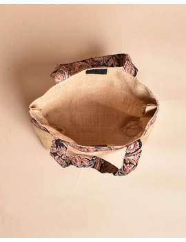 Soft jute tambulam or gift bag with black Kalamakri print : MSJ03A-1-sm