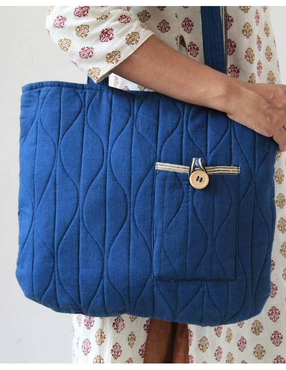 Indigo blue quilted flat bag : TBI05-TBI05