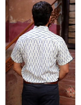 White and Blue Casual Mens Shirt in Ikkat Cotton: GT420H-M-1-sm