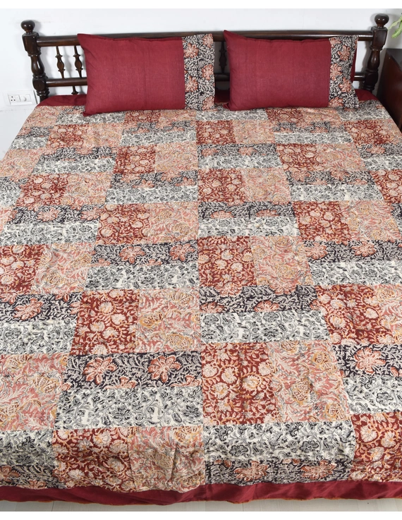 Kalamkari patchwork reversible double bedcover in maroon and black: HBC01B-90 x 96-3