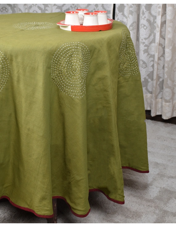 Round kalamkari patchwork with green mangalagiri reversible table cloth 180 cm: TBKR01B-2