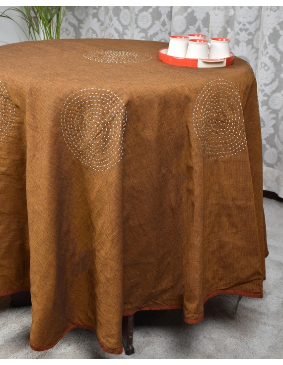 Round kalamkari patchwork with rust mangalagiri reversible table cloth 180 cm: TBKR01C-4