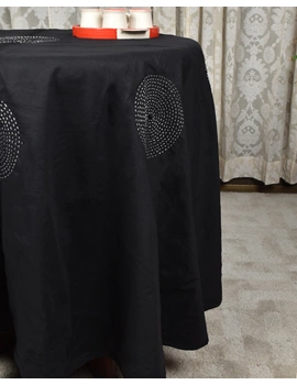 Round kalamkari patchwork with black mangalagiri reversible table cloth 180 cm: TBKR01E-1-sm