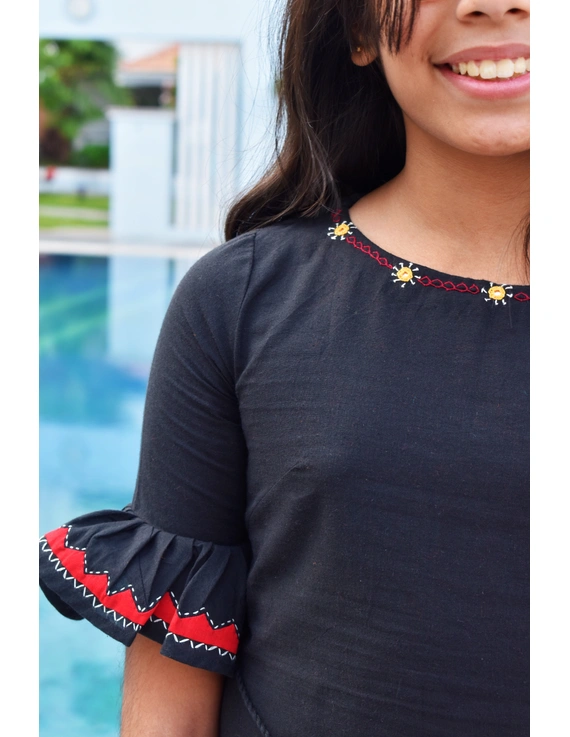 Black Hand Embroidered Kurta With Flared Sleeves: Lk385A-12-13-3