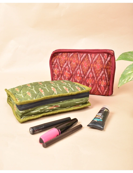 Rust and pink Ikat Jewellery Case with 4 Zip Pockets : VKJ04C-4