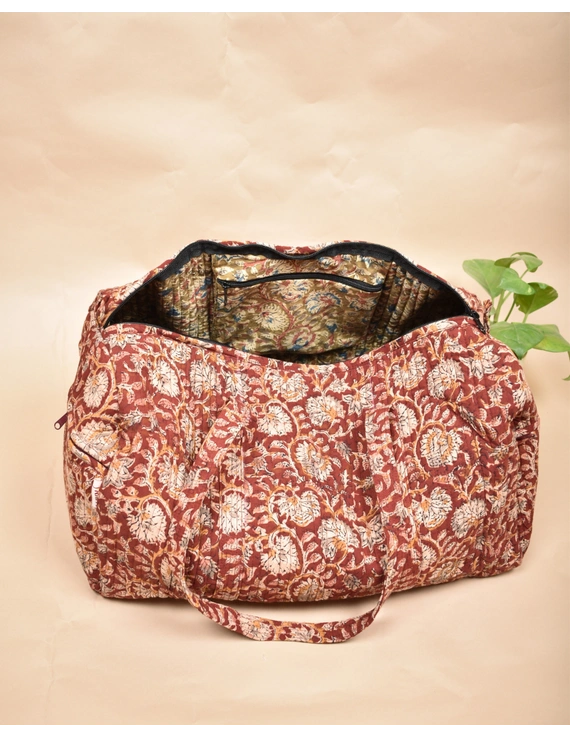 Overnight duffel bag in brown kalamkari : VBS01CD-2