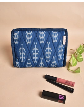 Blue And White Ikat Jewellery Case with 4 Zip Pockets : VKJ04AD-VKJ04AD-sm