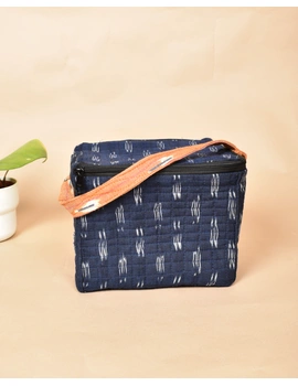 Smart blue ikat lunch bag or picnic bag with zip closure : MSL05-3-sm