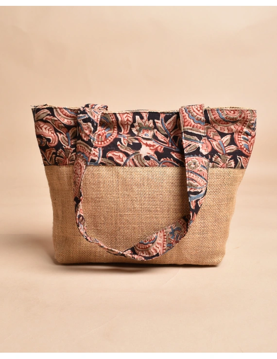Soft jute tambulam or gift bag with black Kalamakri print : MSJ03AD-2