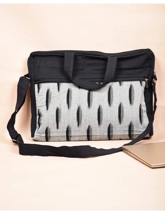 Ikat laptop bags, Glass pouch, Unisex wallets, Seat belt cover and Daires : STB01H-2