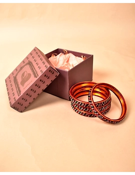 Pair of lac bangles in green and red tones: TC03MR-2-06-2-sm