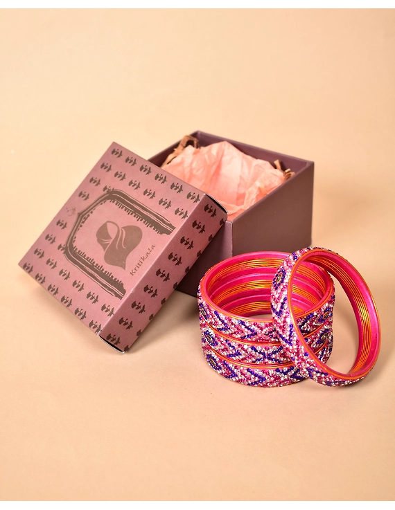 Pair of broad bangles in multicolour tones: CC05PK-2-08-1