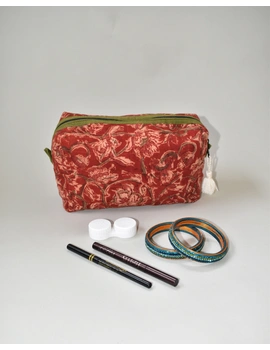 Red Kalamkari Travel Pouch With zip : VKP01F-VKP01F-sm
