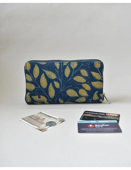 Blue and yellow kalamkari ladies wallet with zip : WLL07A-1-sm