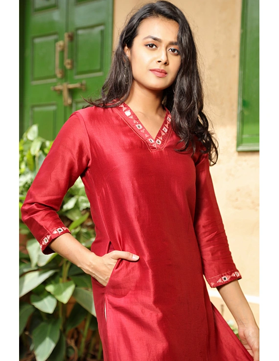 Red chanderi silk kurta with hand embroidery : LK470A-XXL-3