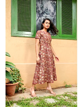 BROWN KALAMKARI COTTON DRESS WITH SHORTSLEEVES: LD485D-L-5-sm