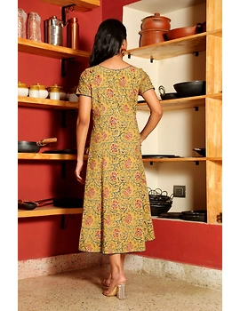 YELLOW  KALAMKARI COTTON DRESS WITH SHORTSLEEVES: LD485E-XL-1-sm