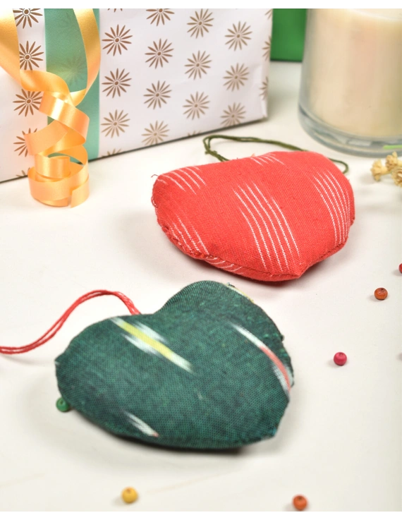 Christmas decorations - fabric hearts - set of two HWD06B-HWD06B