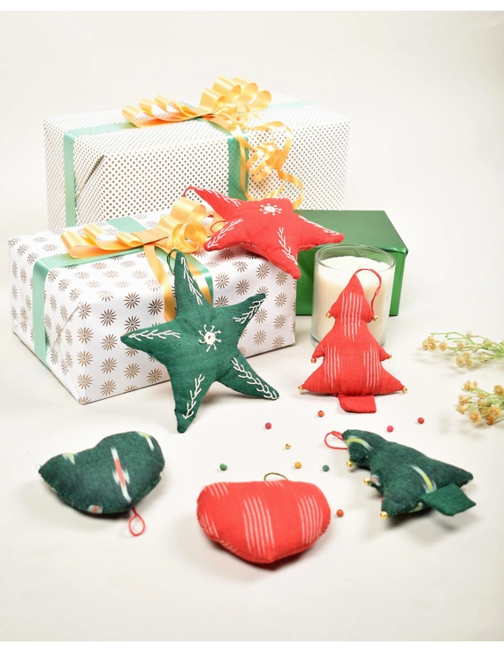 Christmas decorations set - stars, hearts, christmas trees - set of six assorted fabric toys - HWD06E-HWD06E