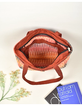 QUILTED RUST AND MAROON IKAT PURSE BAG WITH POCKETS: TBD04C-3-sm