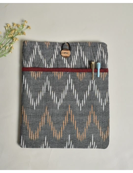 Quilted Ipad Sleeve in Grey Ikat Cotton - LBT04A-1-sm