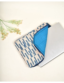 BLUE KALAMKARI QUILTED LAPTOP SLEEVE: LBS03A-3-sm