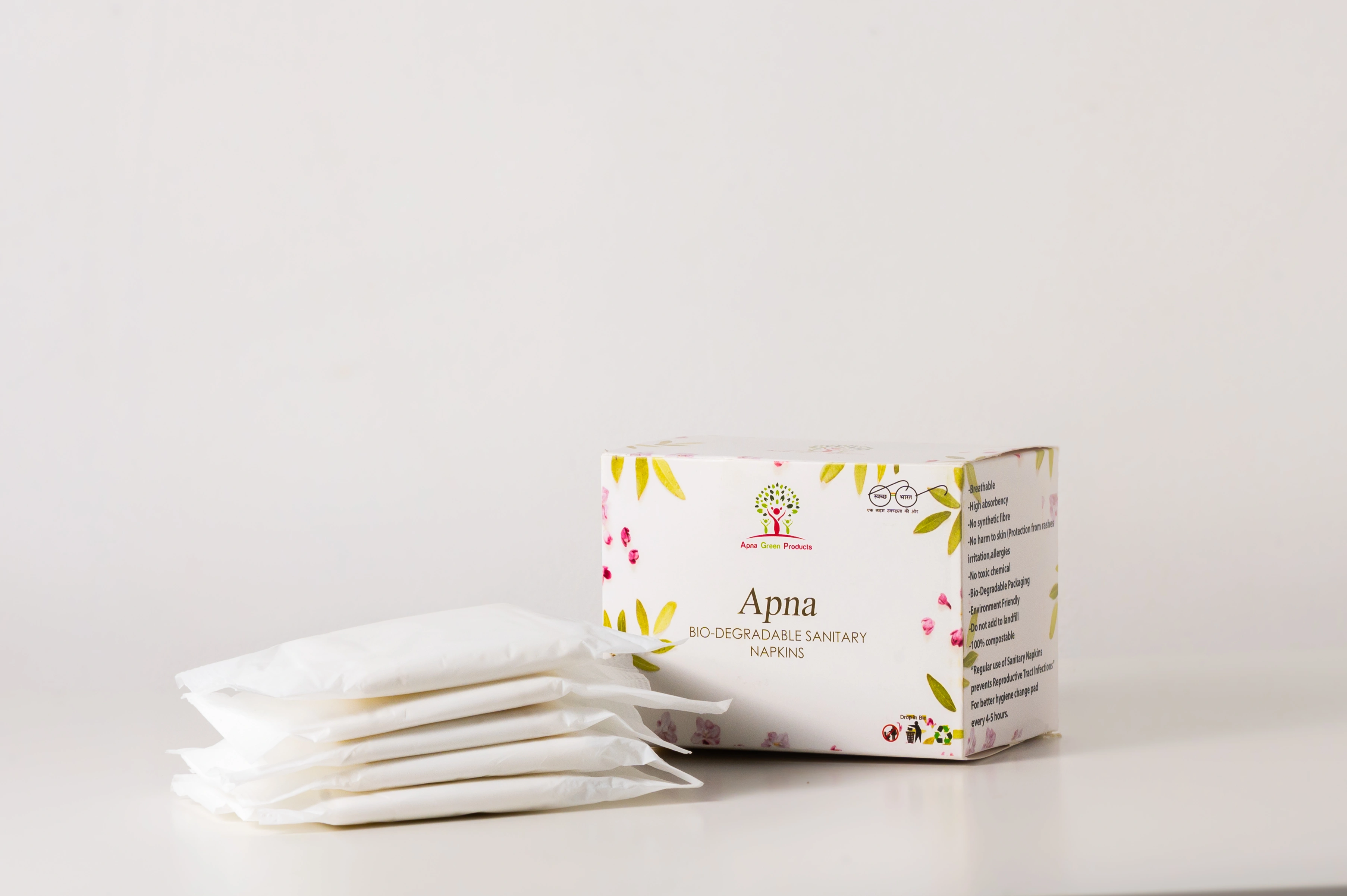 APNA PANTYLINER PADS-4