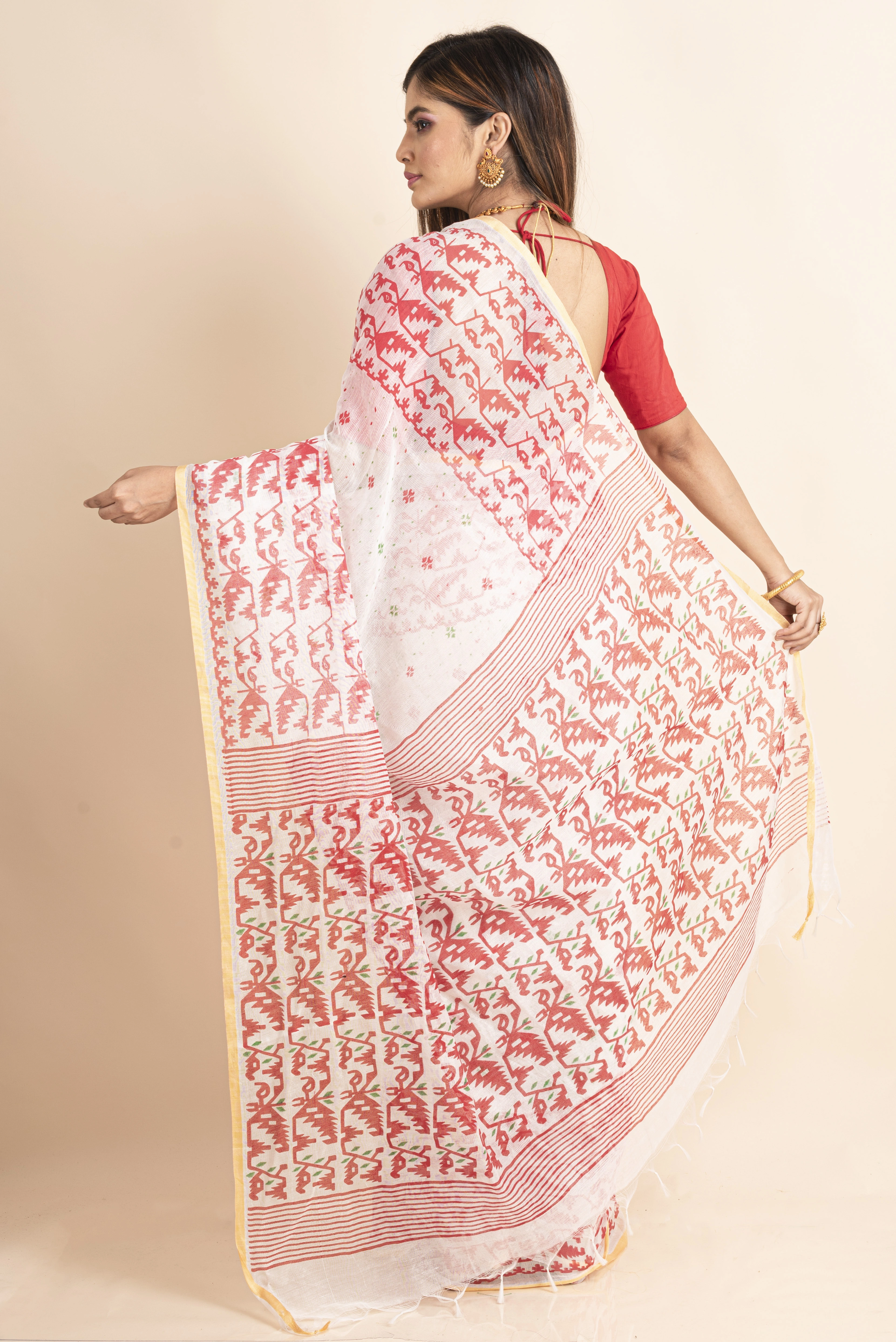 White Red Jamdani Printed Golden Border Saree-1