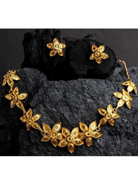 Floral 1.5g Gold Polished Necklace Set with Adjustable Chain and Matching Ear Tops-LAAGP15NLS17